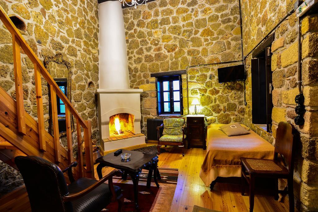 Varnevo Guesthouse 아노 트리칼라 외부 사진